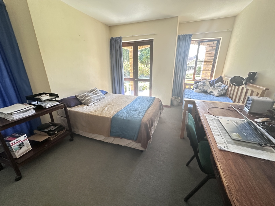 4 Bedroom Property for Sale in The Island Western Cape